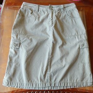 Size 8 sport skirt